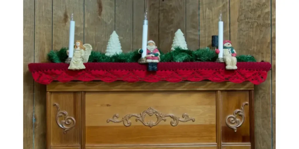 DIY Christmas Mantel Scarf Ideas