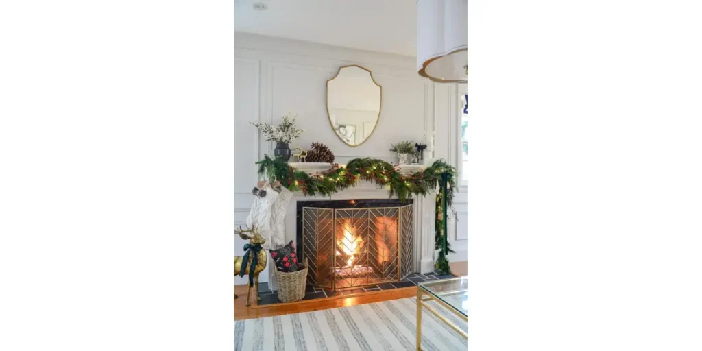 DIY Christmas Mantel Scarf Ideas