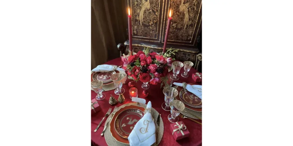 Red & Gold Festive Winter Table