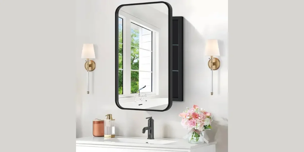 Mirror with Built-In Storage