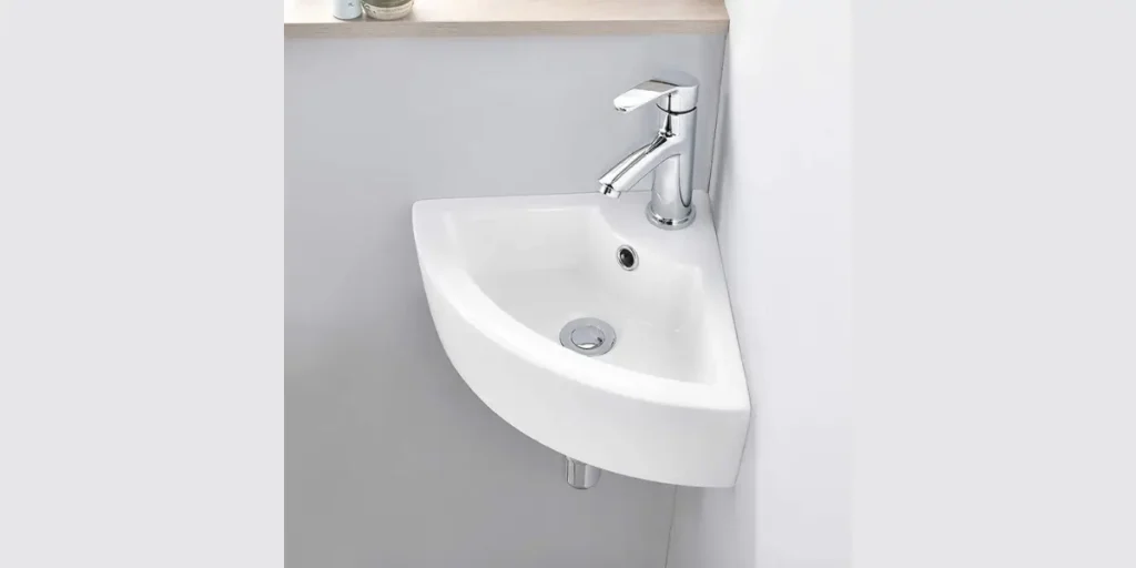 Corner Sink for Space Optimization