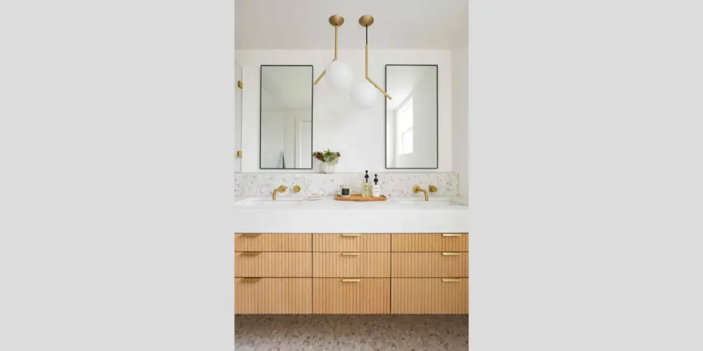 Neutral-Tone Bathroom Interior