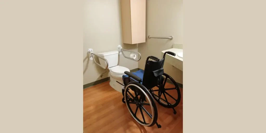 Wheelchair-Accessible Bathroom Layout