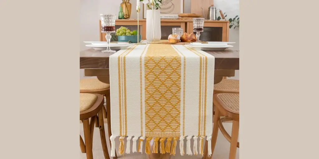 Boho Macramé Runner