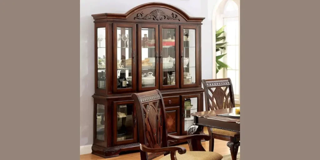 China Cabinet or Display Hutch