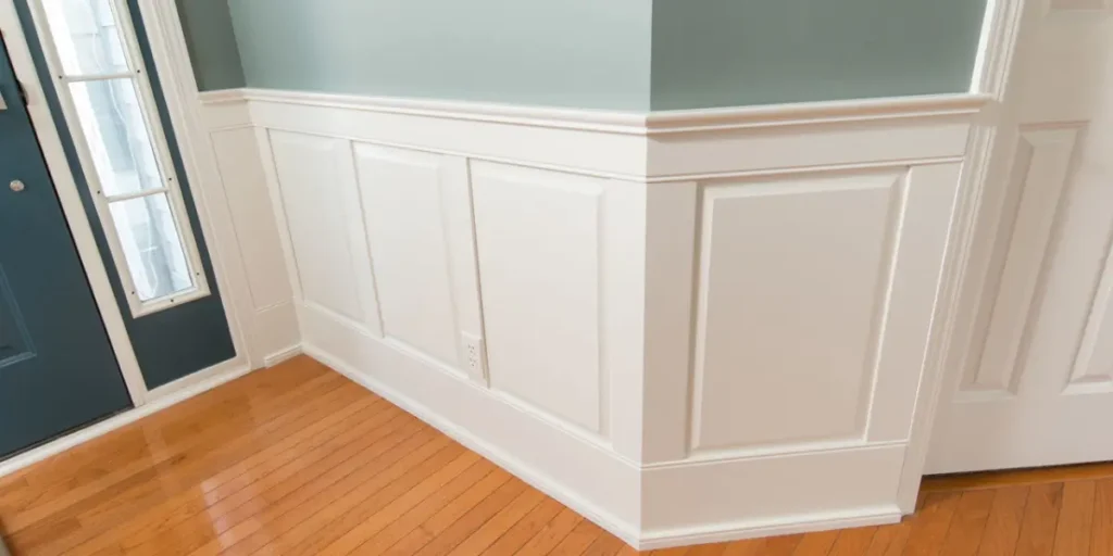 Classic Raised Panel Wainscoting