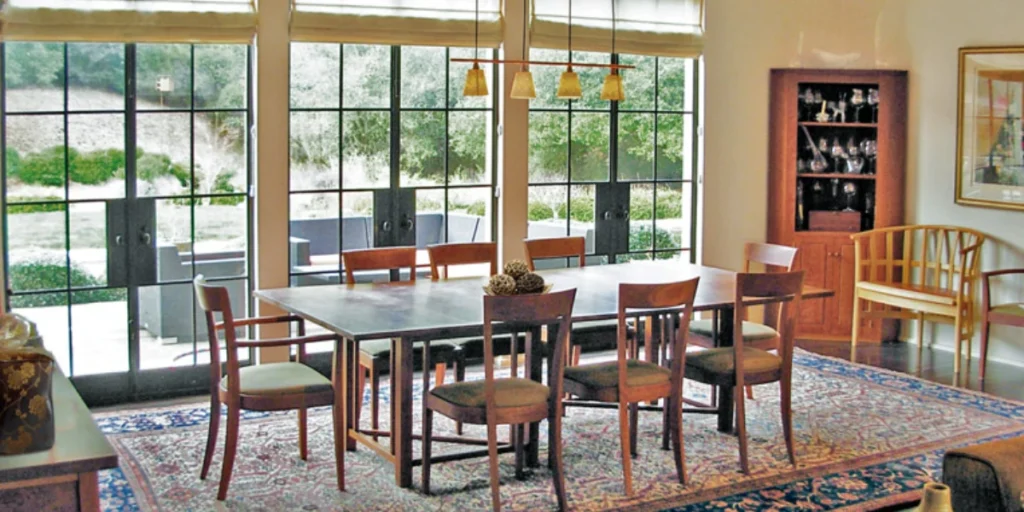 Eclectic Dining Room With Textured Rugs