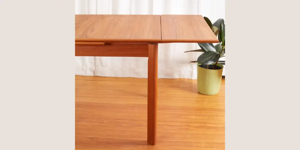 Extendable Mid-Century Dining Table