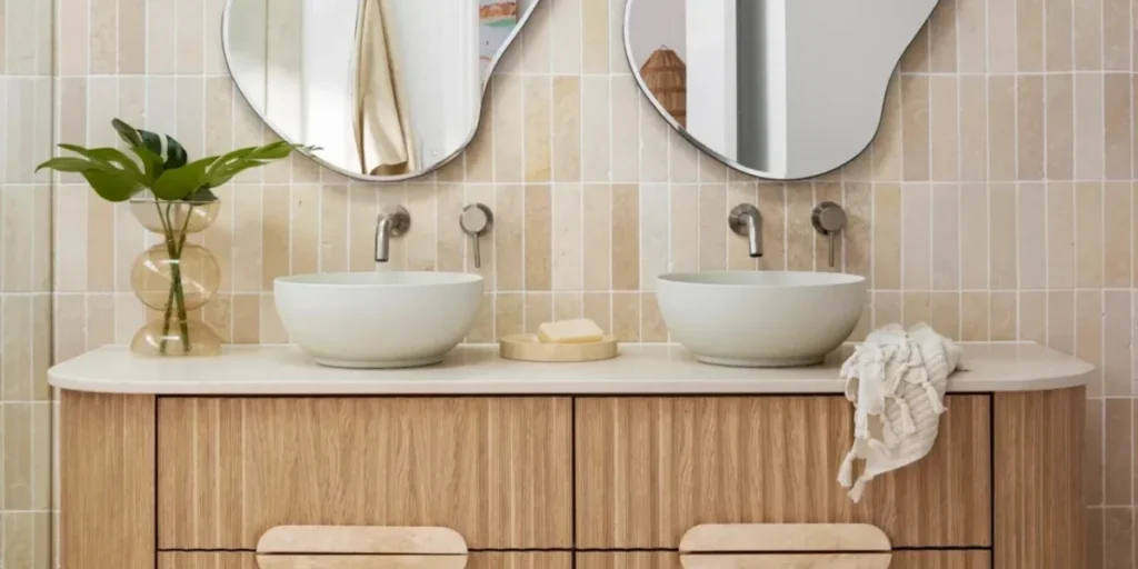 Family Friendly Bathroom Suite for Daily Use