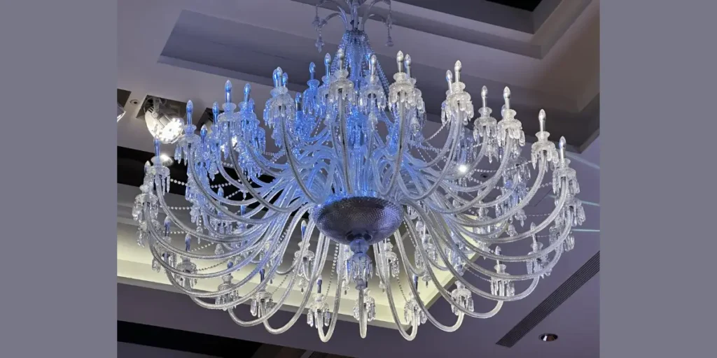 Grand Crystal Chandelier Centerpiece