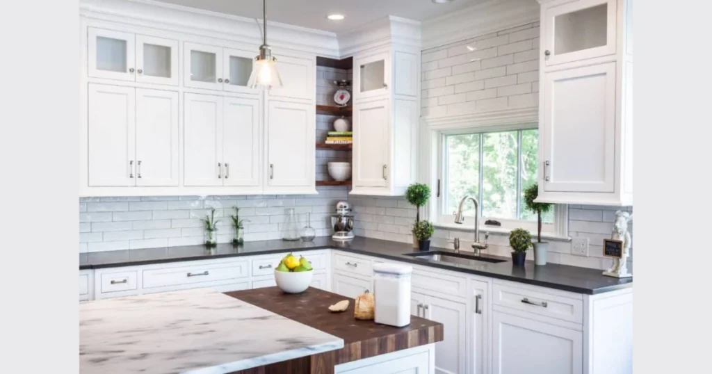 Corner Cabinet to Utilize Empty Spaces