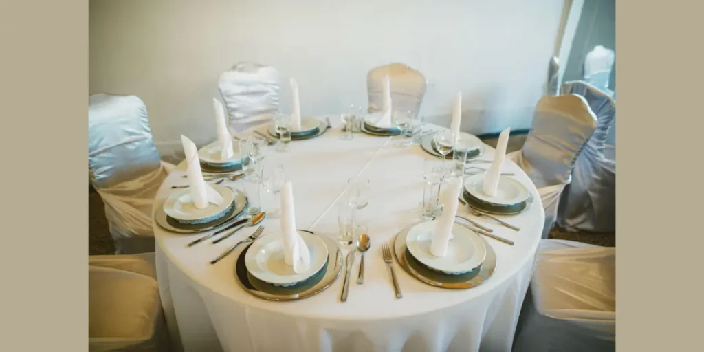 Minimalist Modern Setting