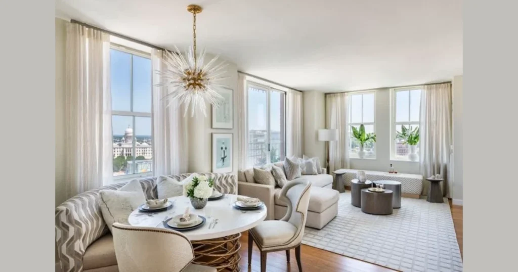 Small Dining Room Chandelier Lighting for Compact Spaces