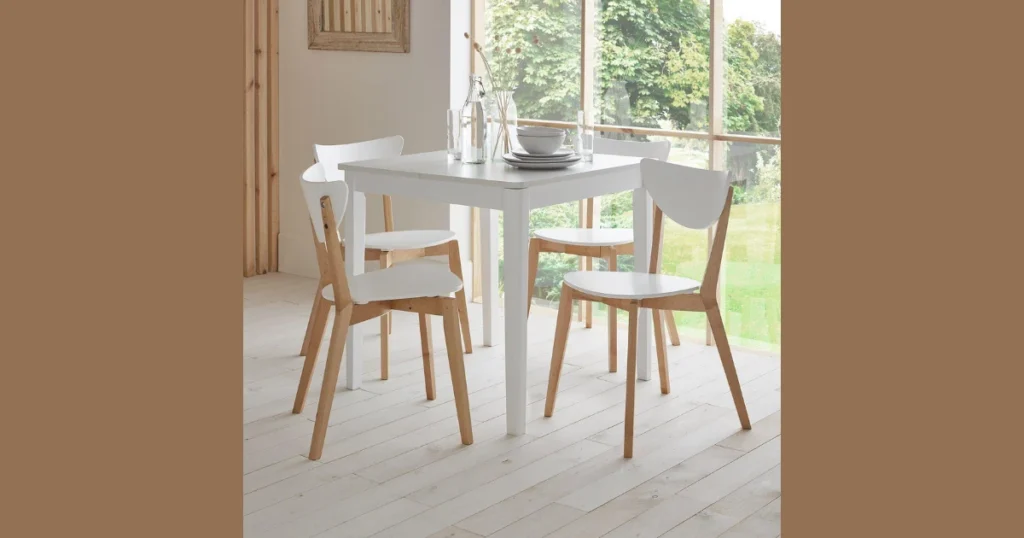 Space Saving Extendable Dining Table with 4 Chairs