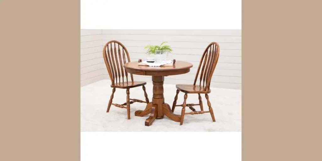 Round Traditional Oak Table