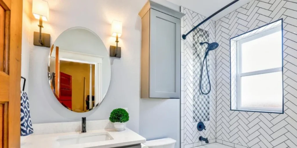 Small White Bathroom That Feels Bigger