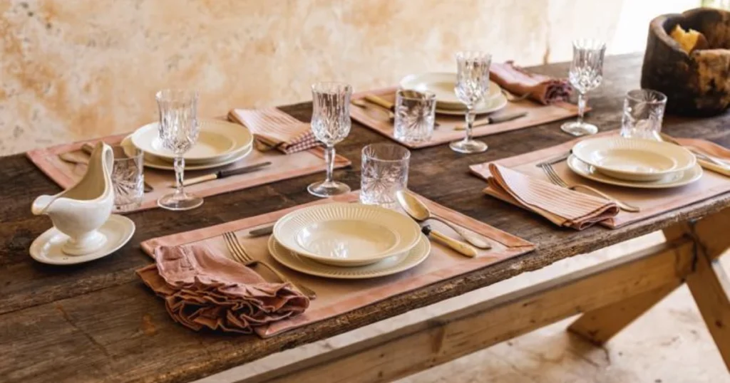 Use Placemats to Define Personal Spaces