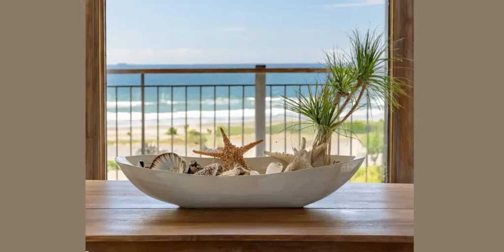 Decorative Bowl Arrangement