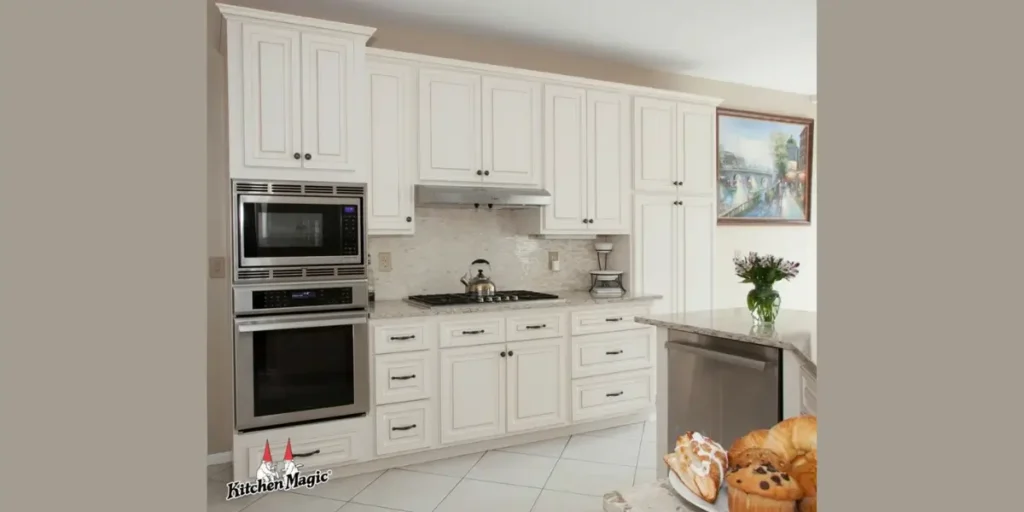 Decorative Molding Cabinet Design