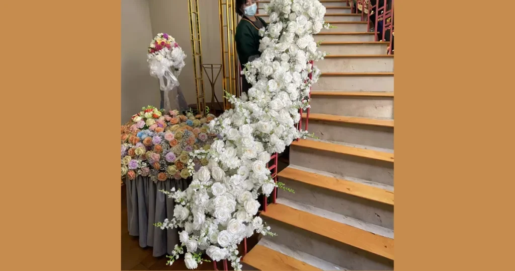 Fresh Flower Garland Railing Decoration for Special Occasions