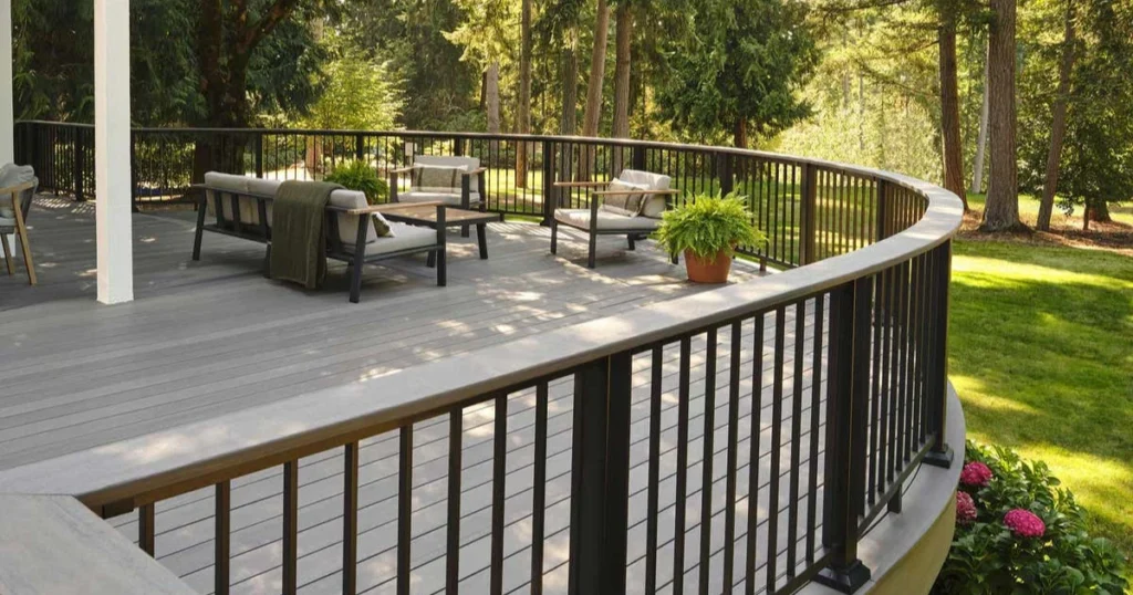 Composite Patio Railing for Low Maintenance Living