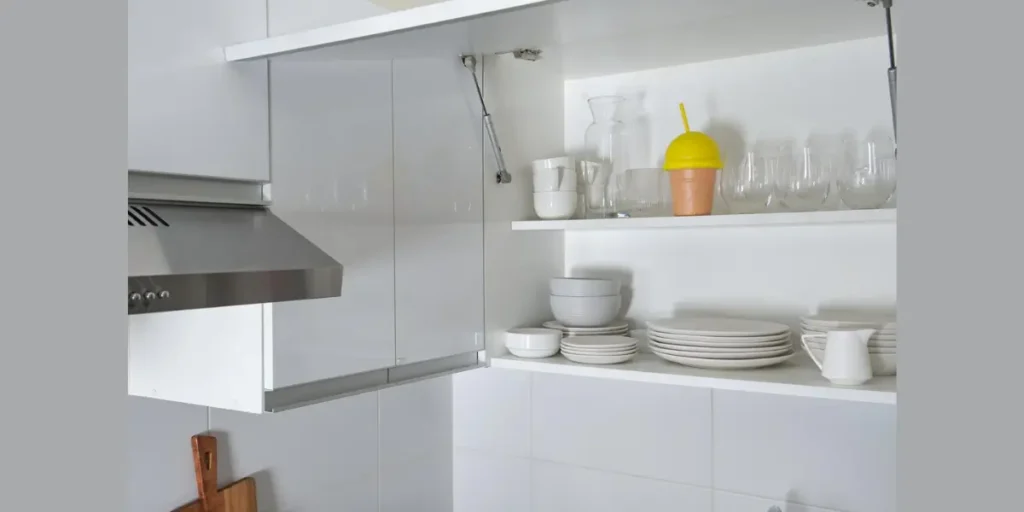 Minimalist White Floating Shelves
