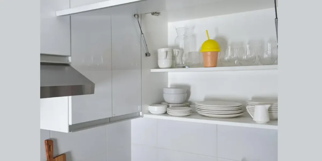 Minimalist White Kitchen Shelves