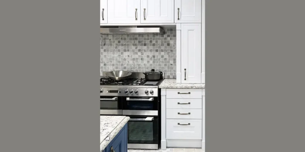  Natural Stone Backsplash