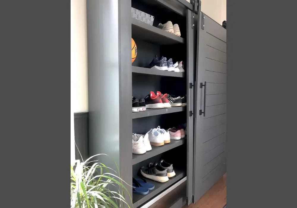 Pull-Out Shoe Drawers