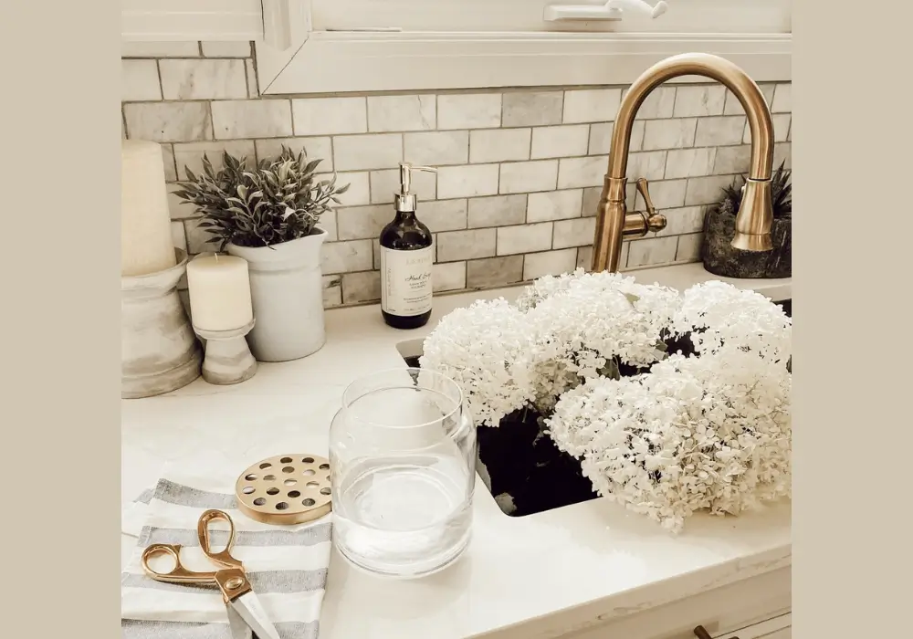 Seasonal Decor Elements