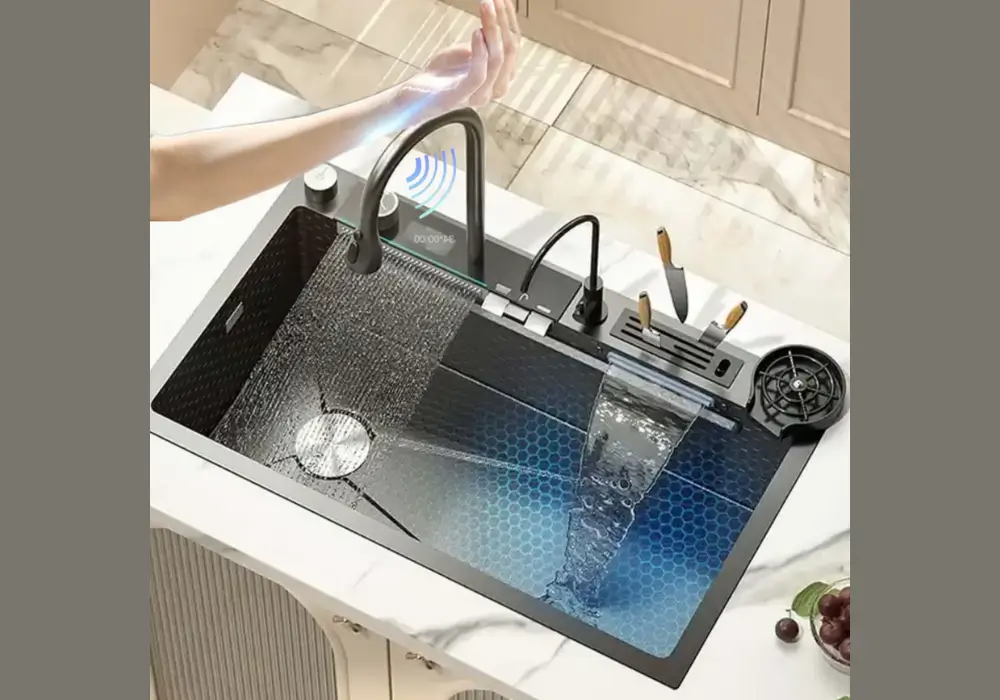 Smart Touchless Kitchen Sink