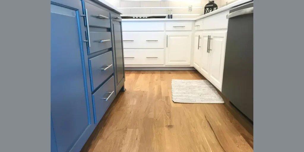 Two-Tone Cabinet Kitchen Design