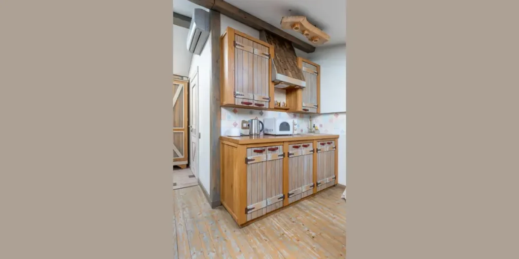 Wooden Accents and Textures