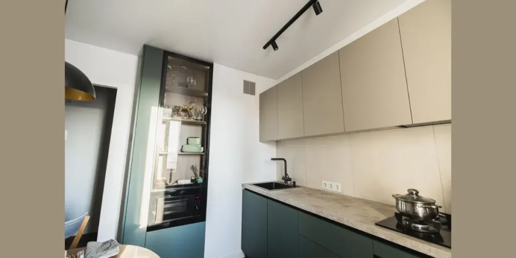 Two-Tone Kitchen Cabinets