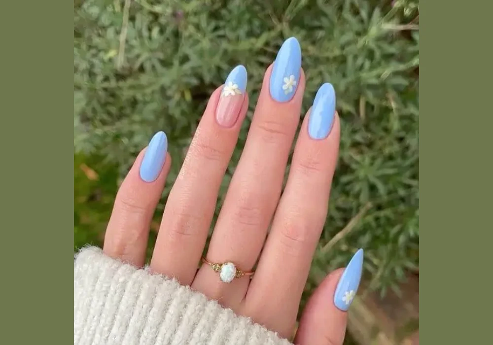 Baby Blue Fresh Summer Nails