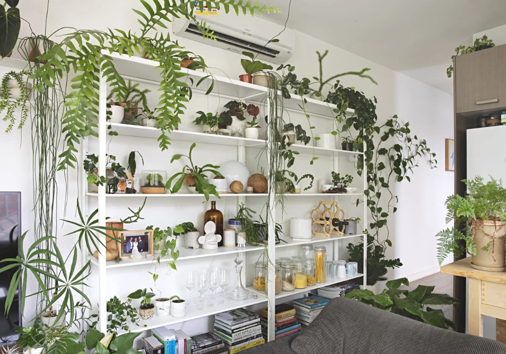 Balcony Flower Pot Shelf Ideas for Organized Display