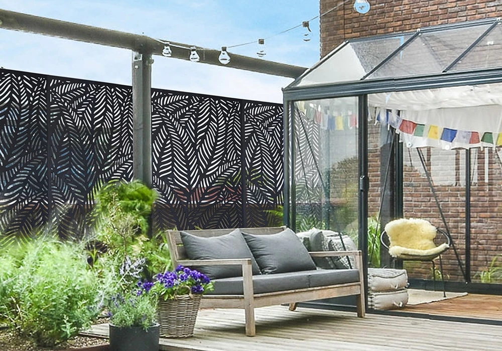 Balcony Privacy Screen Ideas with Outdoor Shade Netting for Strong Sun and Privacy Control