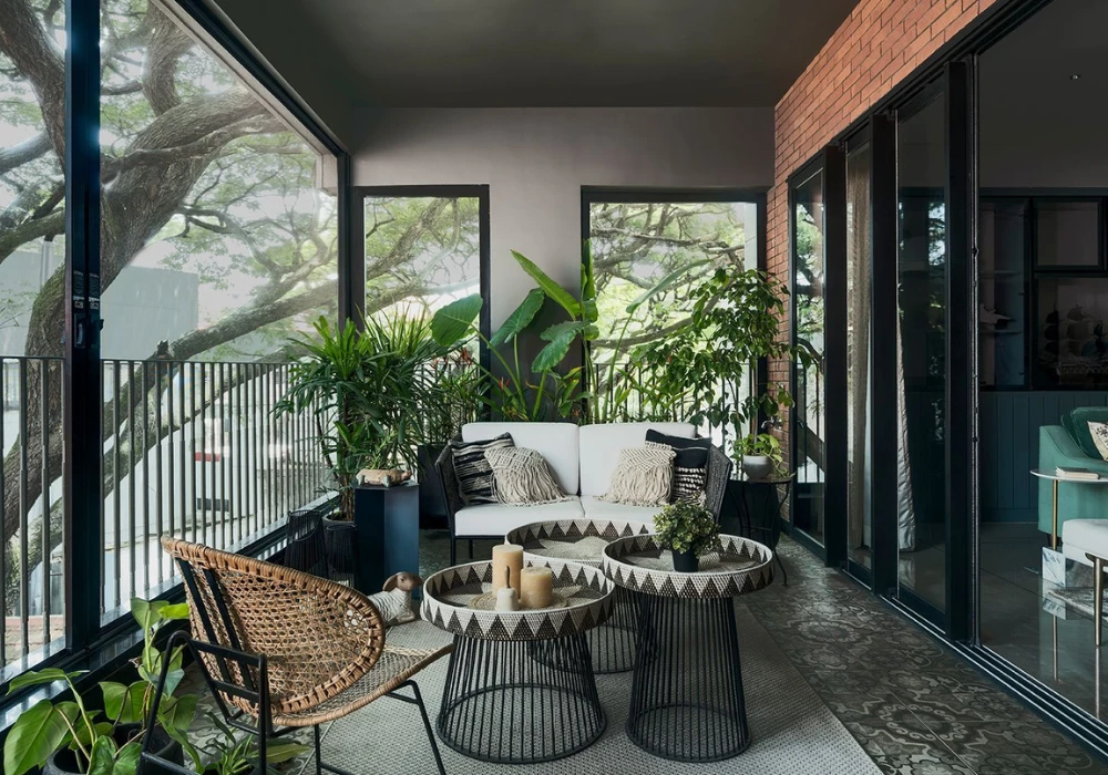 Balcony Relaxation Lounge Setup