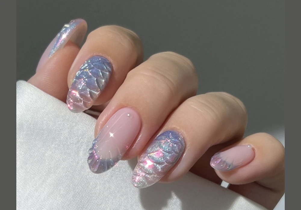 Beach-Themed Summer Nail Sets for Vacation Style