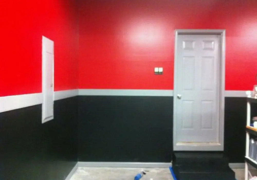 Bold Red and Black Theme