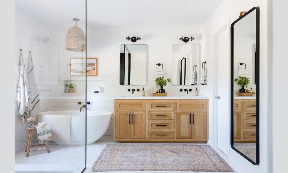 Use Minimal Decor to Avoid a Cluttered Look