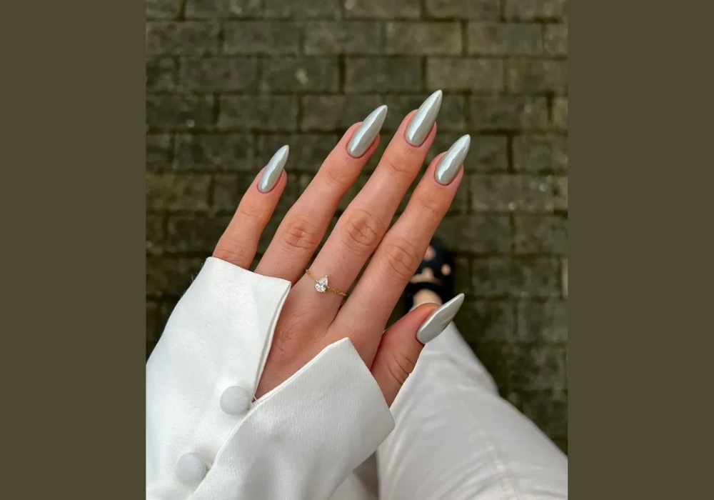 Chrome Summer Nail Design Ideas for Shiny Metallic Look