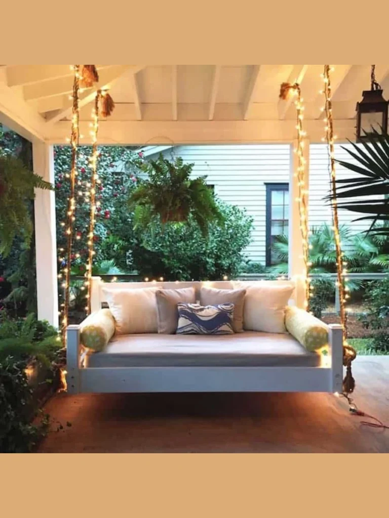 Comfortable Hanging Daybed Swings