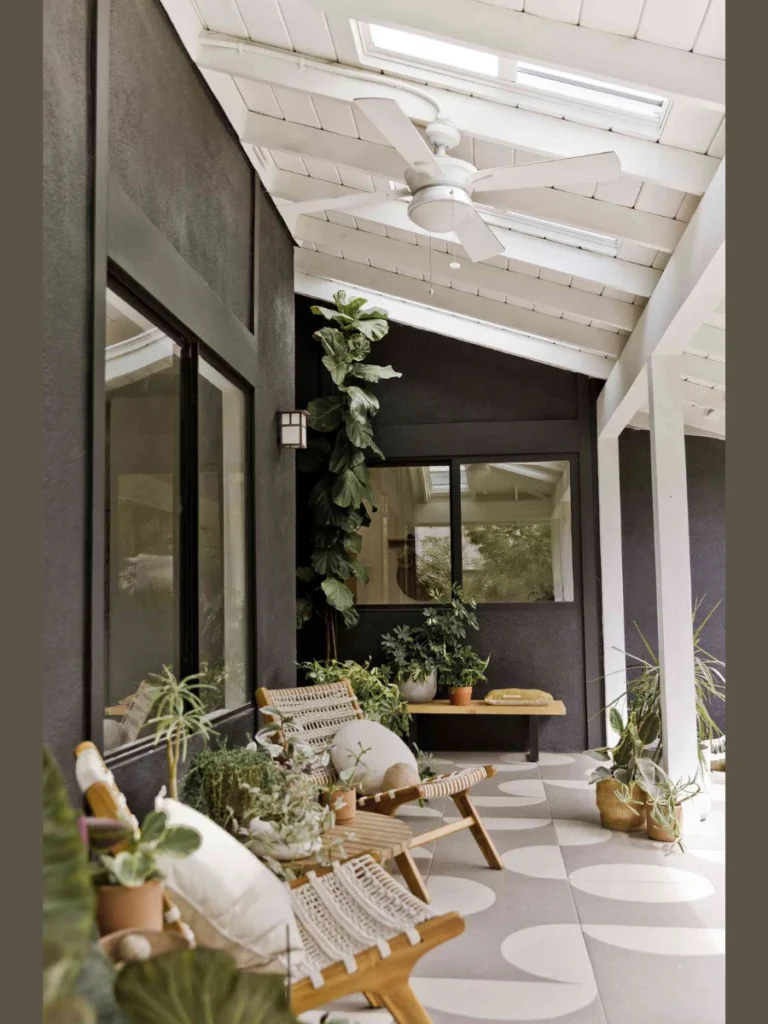 Comfortable Seating Nook 