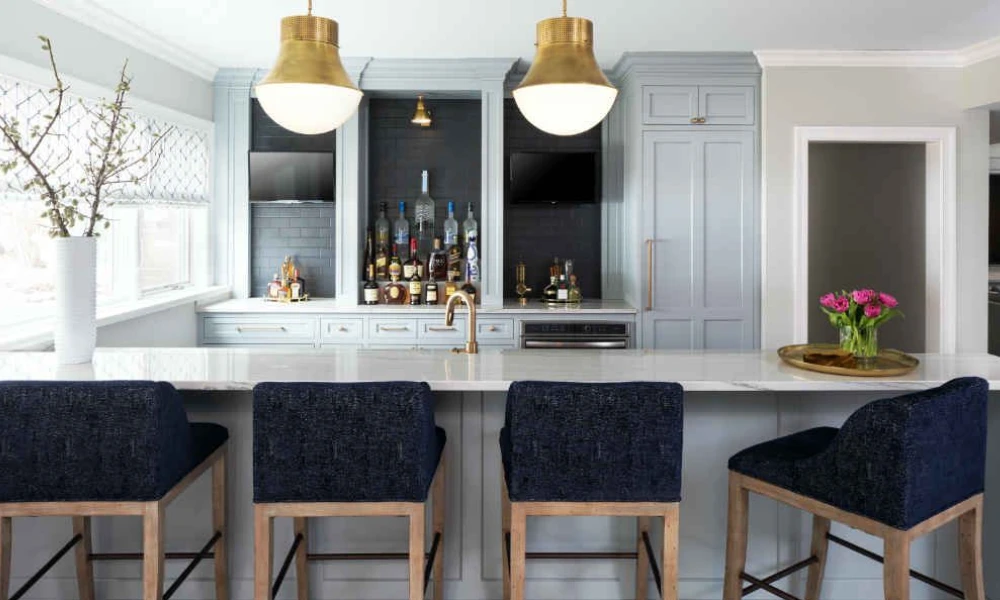 Corner Kitchen Bar Idea for Unused Space