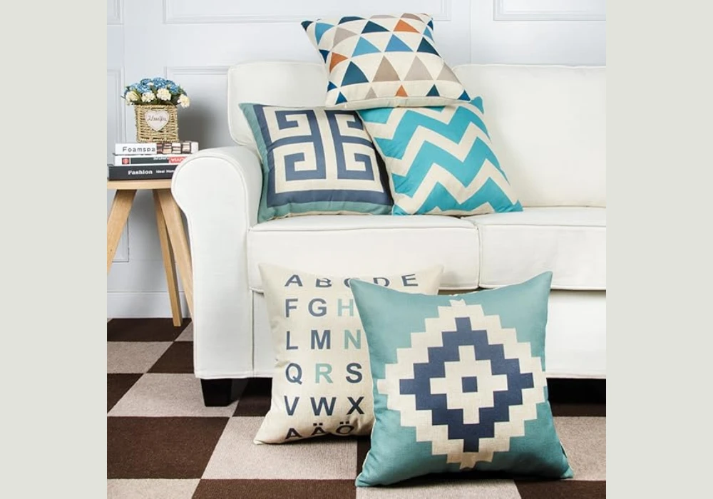 Cute Throw Pillow Ideas for Color Block Modern Styling
