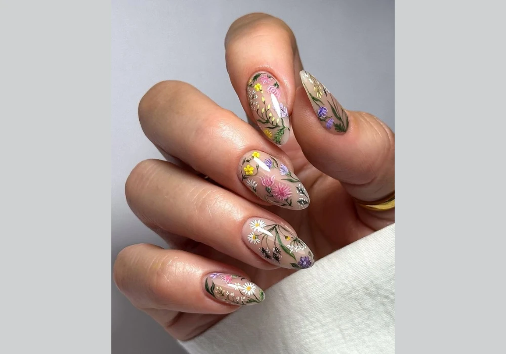 Floral Summer Nail Design Ideas for a Natural Fresh Look