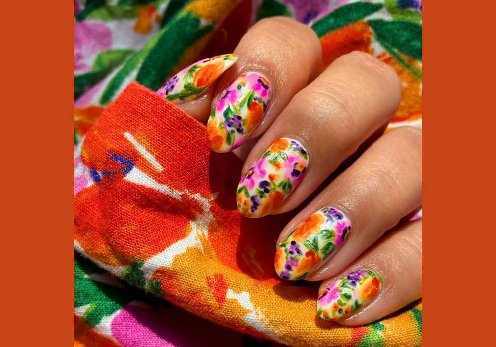 Floral Summer Nail Ideas for Natural and Feminine Style
