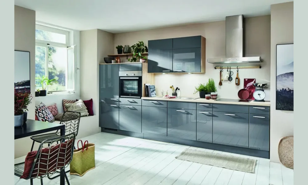 Glossy High-Gloss Kitchen Fronts