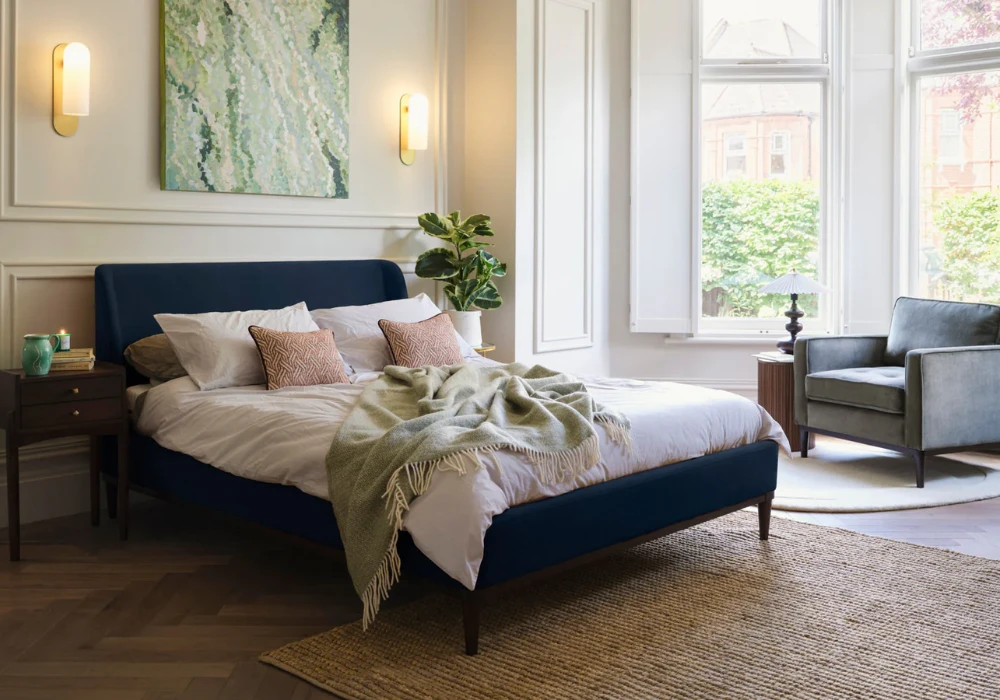 Fresh Scent and Atmosphere in Summer Bedroom Trends